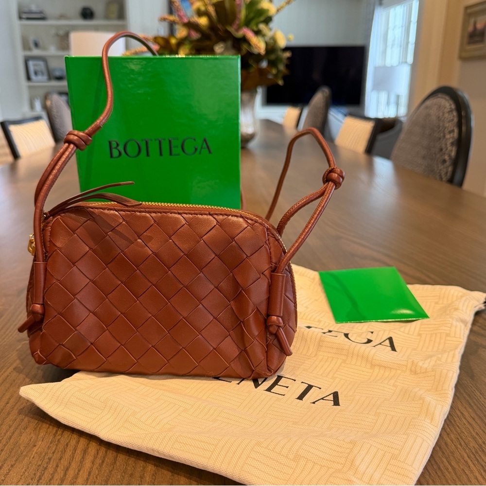 Bottega Veneta Brown Intrecciato Leather Shoulder Bag - Picture 5 of 16